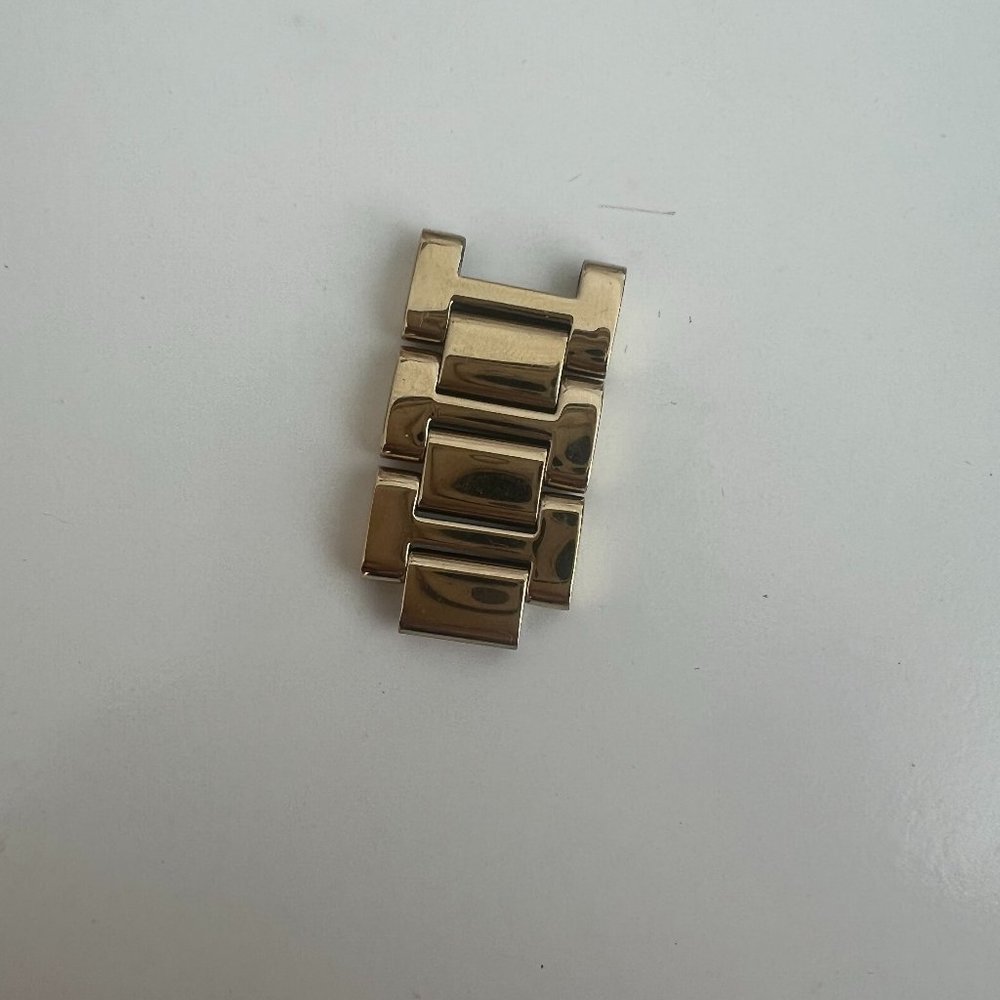 Michael Kors Mini Camille Gold Tone Watch MK5759 - Picture 4 of 5